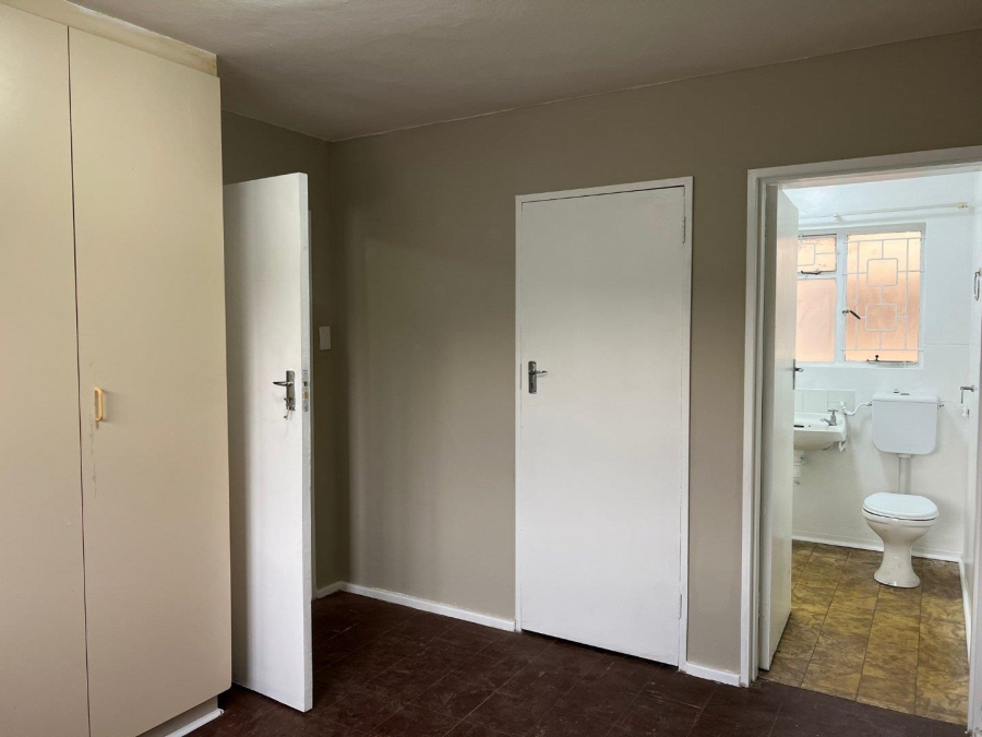 To Let 1 Bedroom Property for Rent in Kensington Eastern Cape